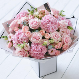 Beautifully Simple Showstopper Pink Bouquet